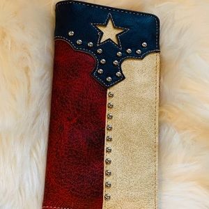 2026Texas wallet checkbook cover embellished brand new